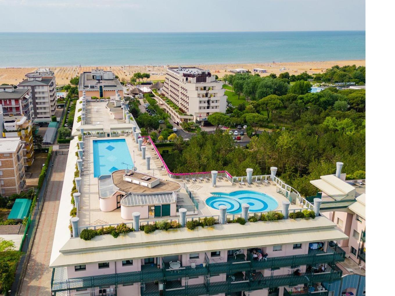 Residenza Delle Terme Lägenhet Bibione Exteriör bild